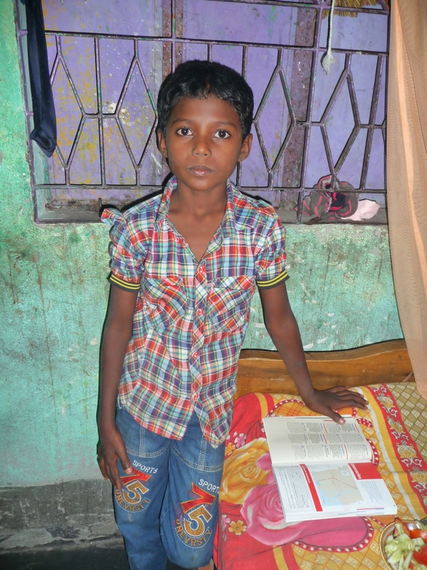 chomapto-ecolier-serieux-prometteur-bangladesh-chez-mes-amis-voyage-d-exceptionbangladesh