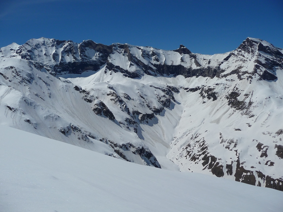 haut-vallee-gela-muraille-barroude-col-de-aiguillette-raquettes