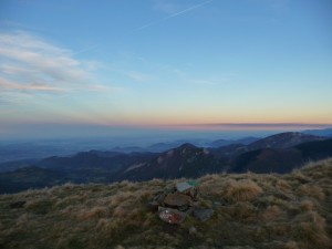 au-sommet-montaut-randonnee-au-crepuscule-sur-montaut