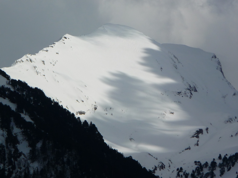 pic-berdalade-zoom-le-bout-de-la-piste-aube