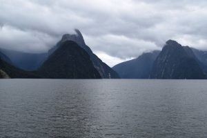 milford-sound-nouvelle-zelande-ile-du-sud-et-paysages-fantastiques