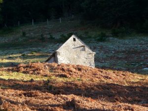 cabane-col-de-bas-mi-decembre-au-cap-nestes