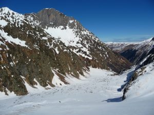 vallon-de-pez-et-pic-estos-trois-sorties-raquettes-de-la-semaine-2-vallon-de-la-pez