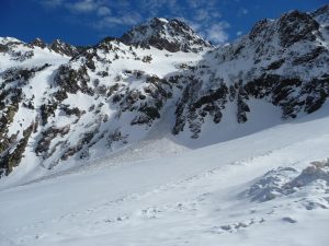 avalanche-partie-sous-pic-hourque-trois-sorties-raquettes-de-la-semaine-2-vallon-de-la-pez