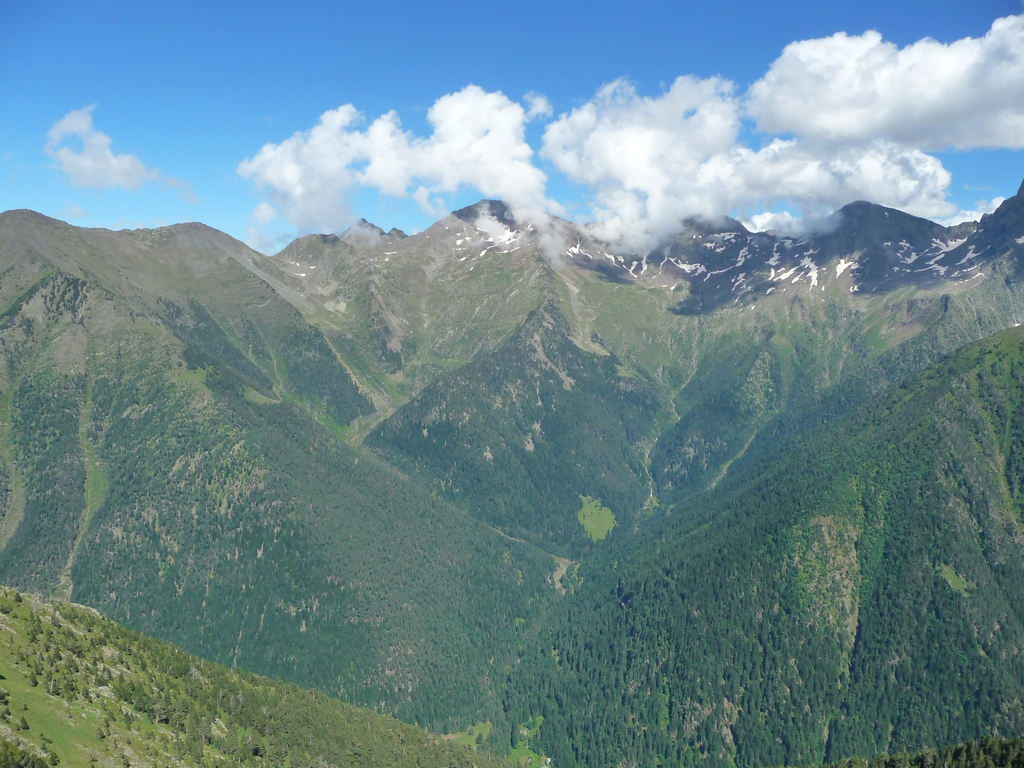 fredancon-est-tout-en-bas-sur-hauts-baricave