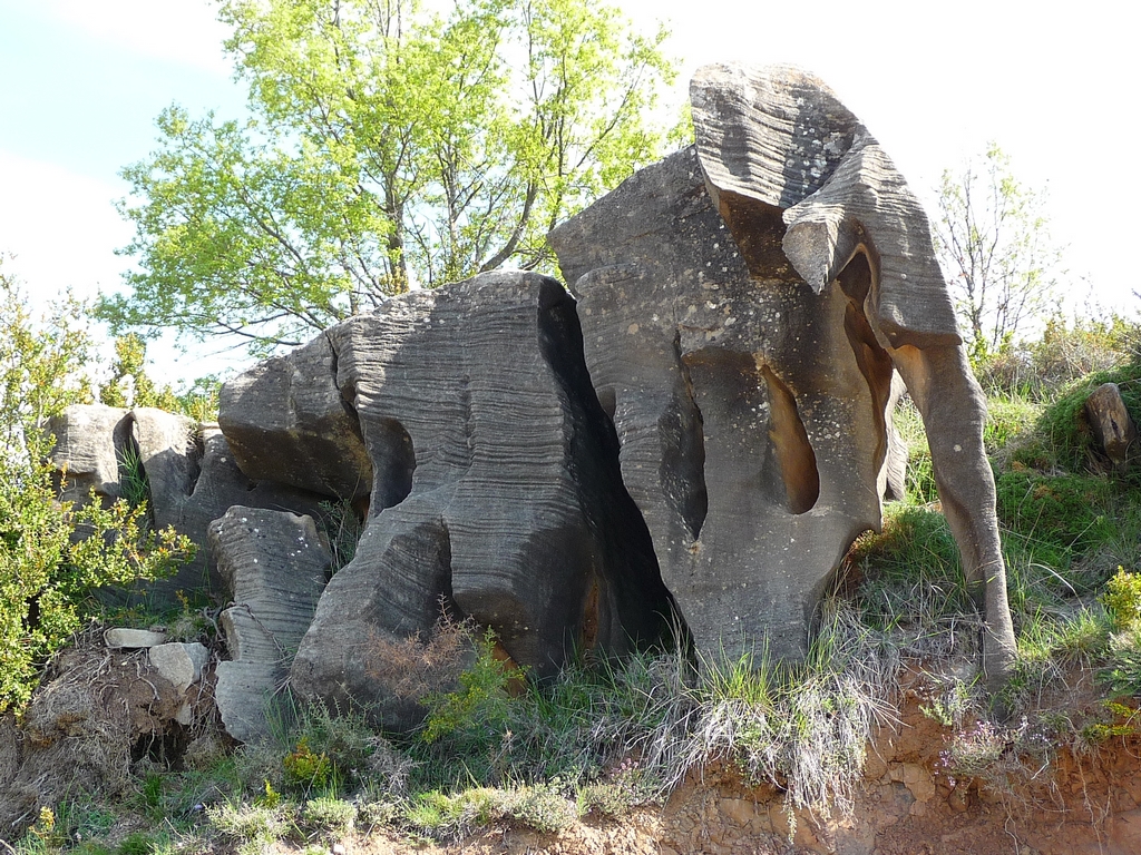 rocher-pachydermique-bagueste