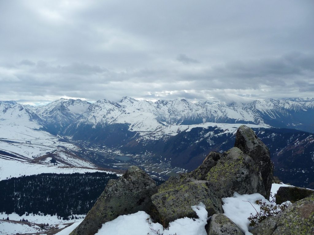 on-apercoit-lac-genos-loudenvielle-en-randonnees-vallee-louron