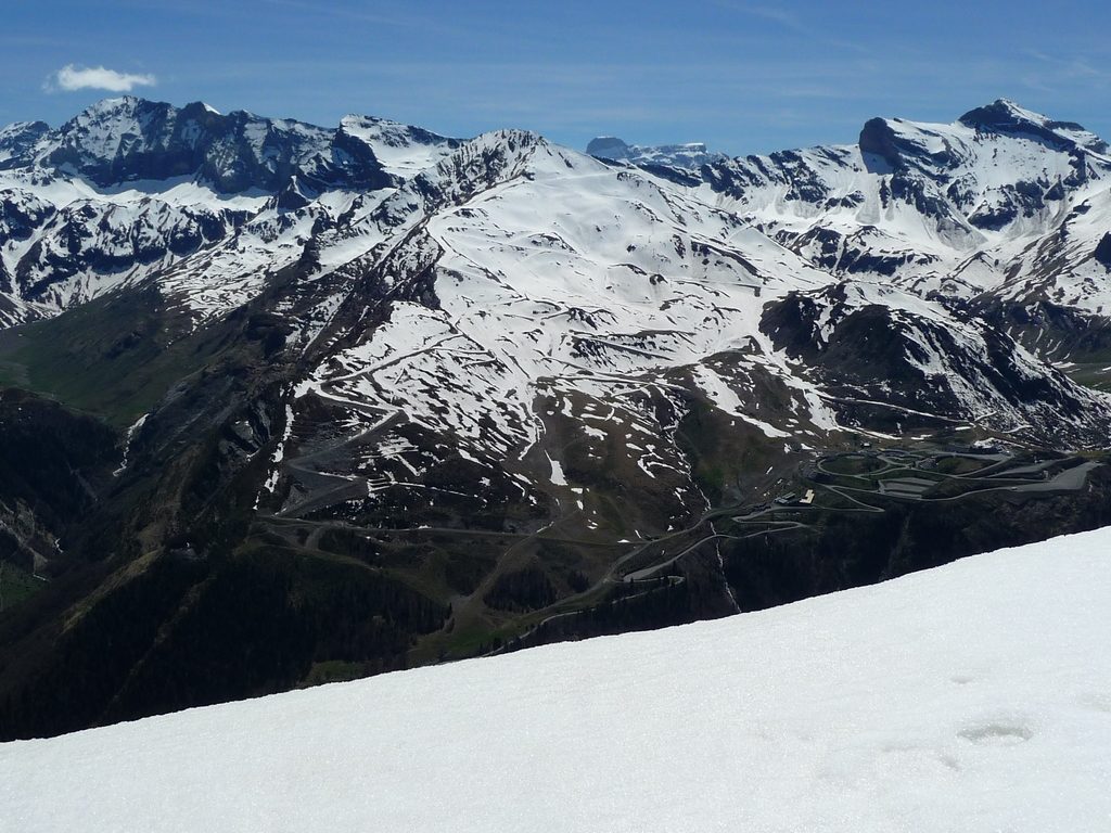 panorama-depuis-crete-muraille-barroude-piau-cylindre-marbore-soum-salettes-boucle-traoues-vipere-neige