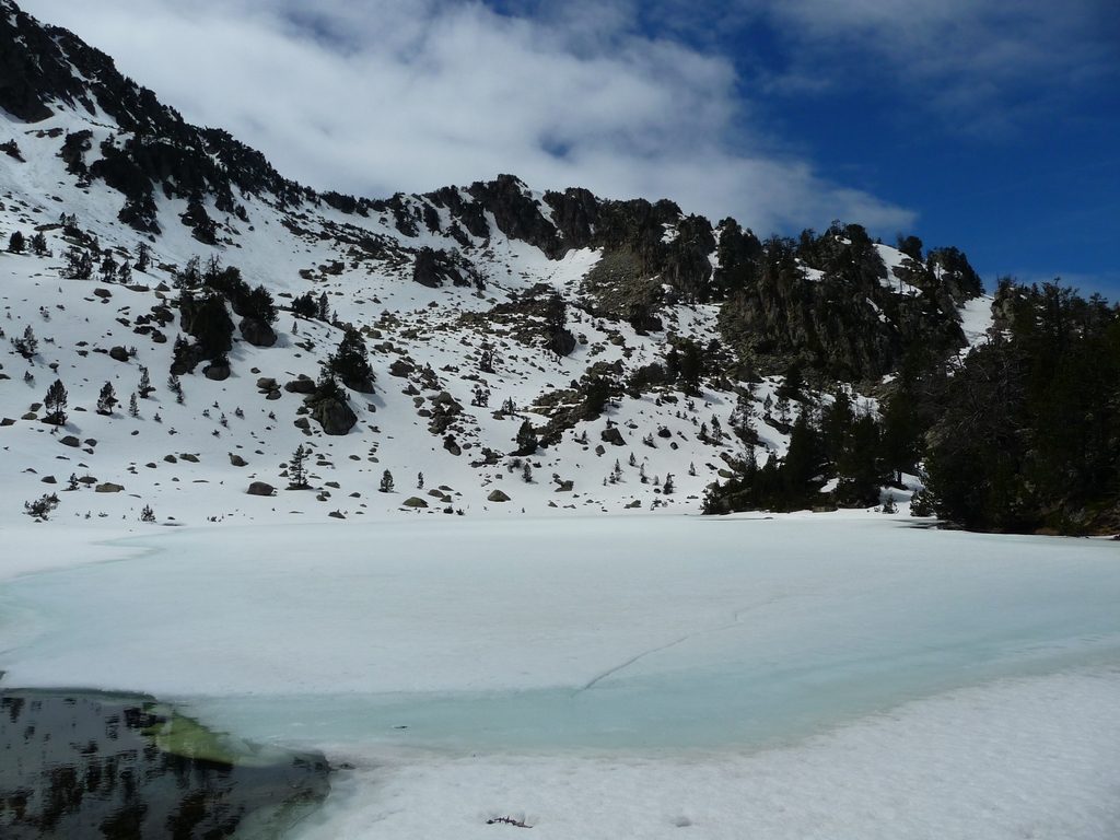 lac-anglade-destination-raquettes-vallon-estibere