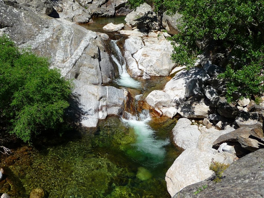 piscines-naturelles-gorges-heric-caroux