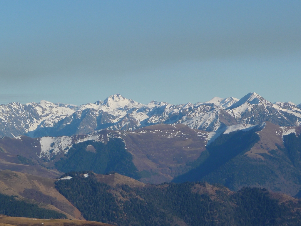 mauberme-montludo-espagne-bande-neige-pouyaue