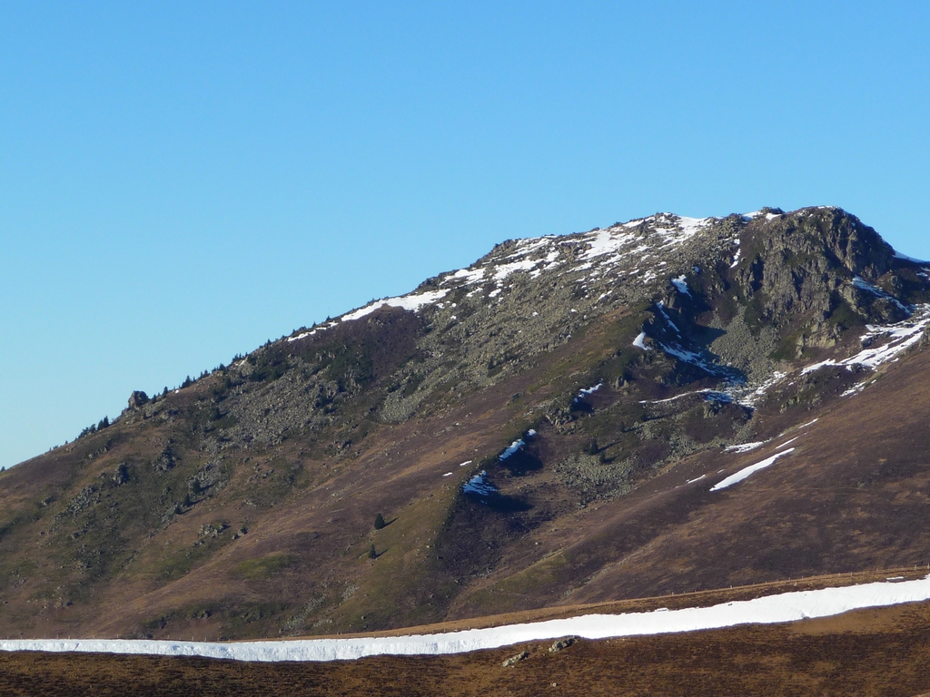 montious-degarni-bande-neige-pouyaue